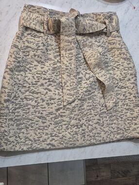 RW&CO. Cream and Metallic Textured Belted Mini Skirt